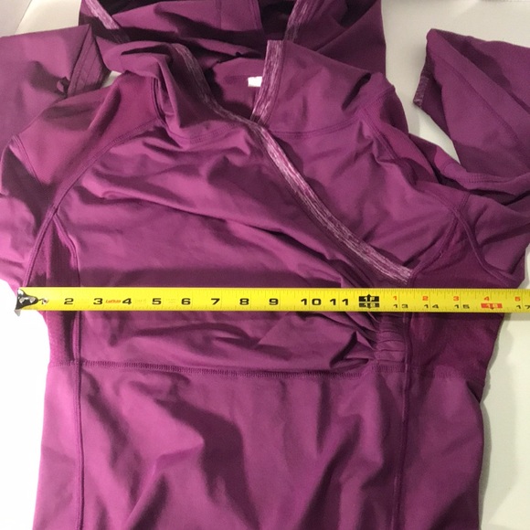 Lululemon Purple warmup pullover Sz 8 - Picture 7 of 10